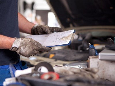 Prodotti spieciali per la manutenzione delle automobili